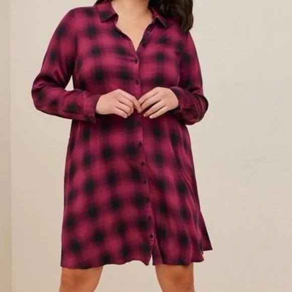 Torrid Purple Black Plaid Rayon Long Sleeve Button Dress NWT Size 00 - Picture 2 of 12